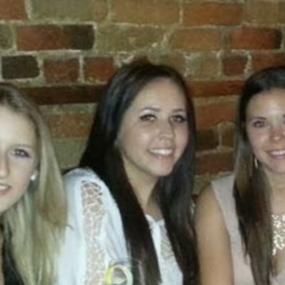 Meet your Posher, Amanda - Picture 1 of 1